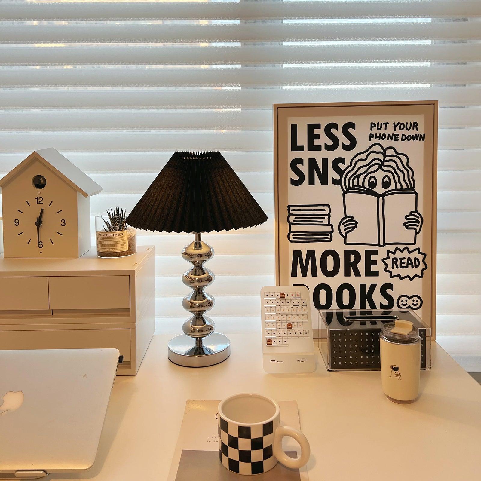 Cyris Retro Pleated Table Lamp