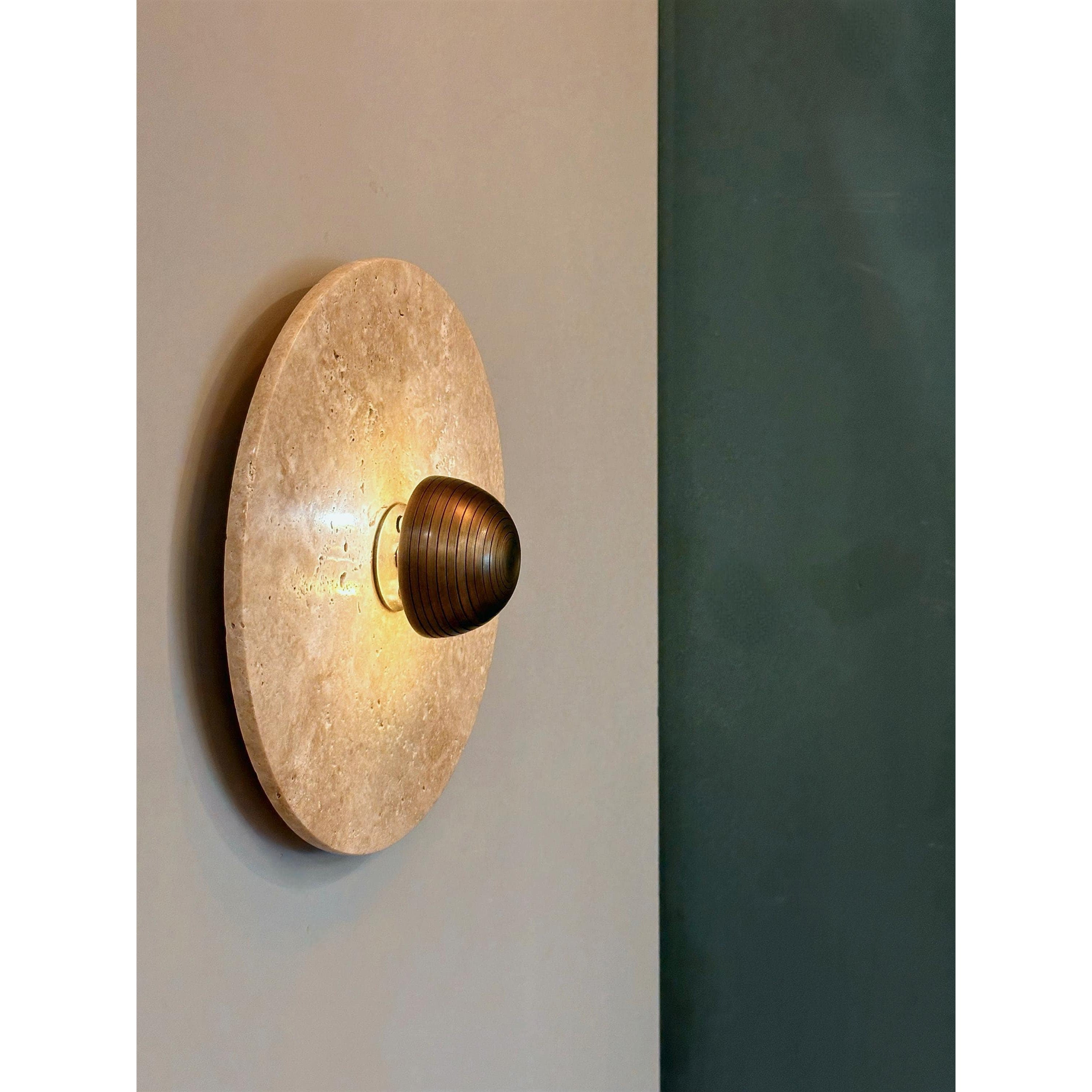 Orinthia Wall Lamp