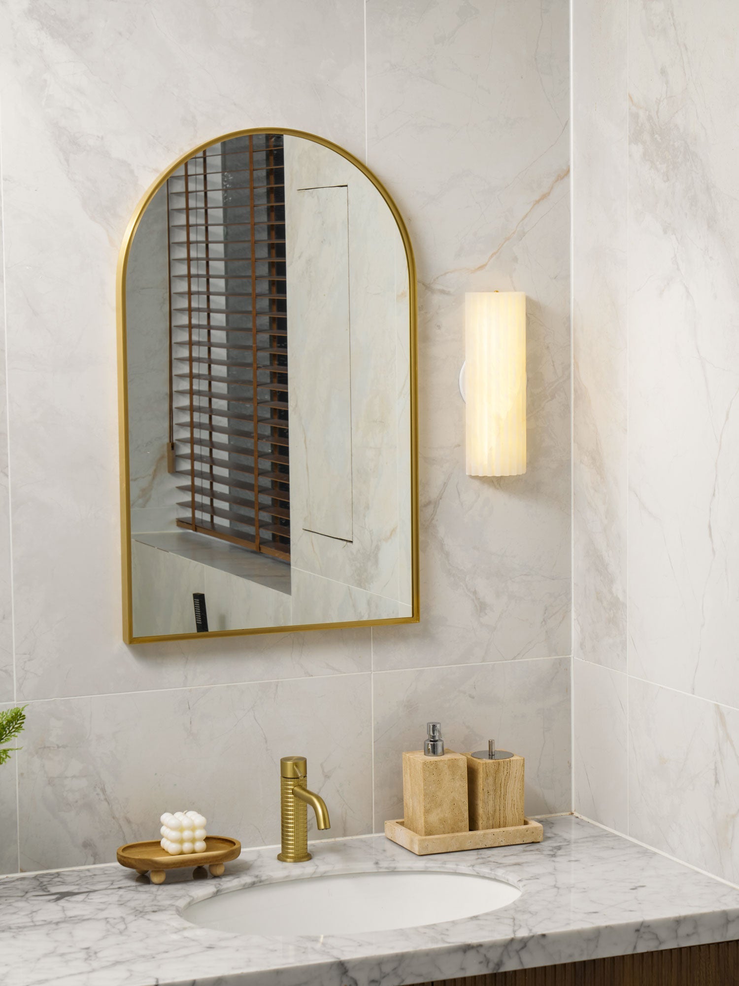 Willowfield Alabaster Indoor Wall Light