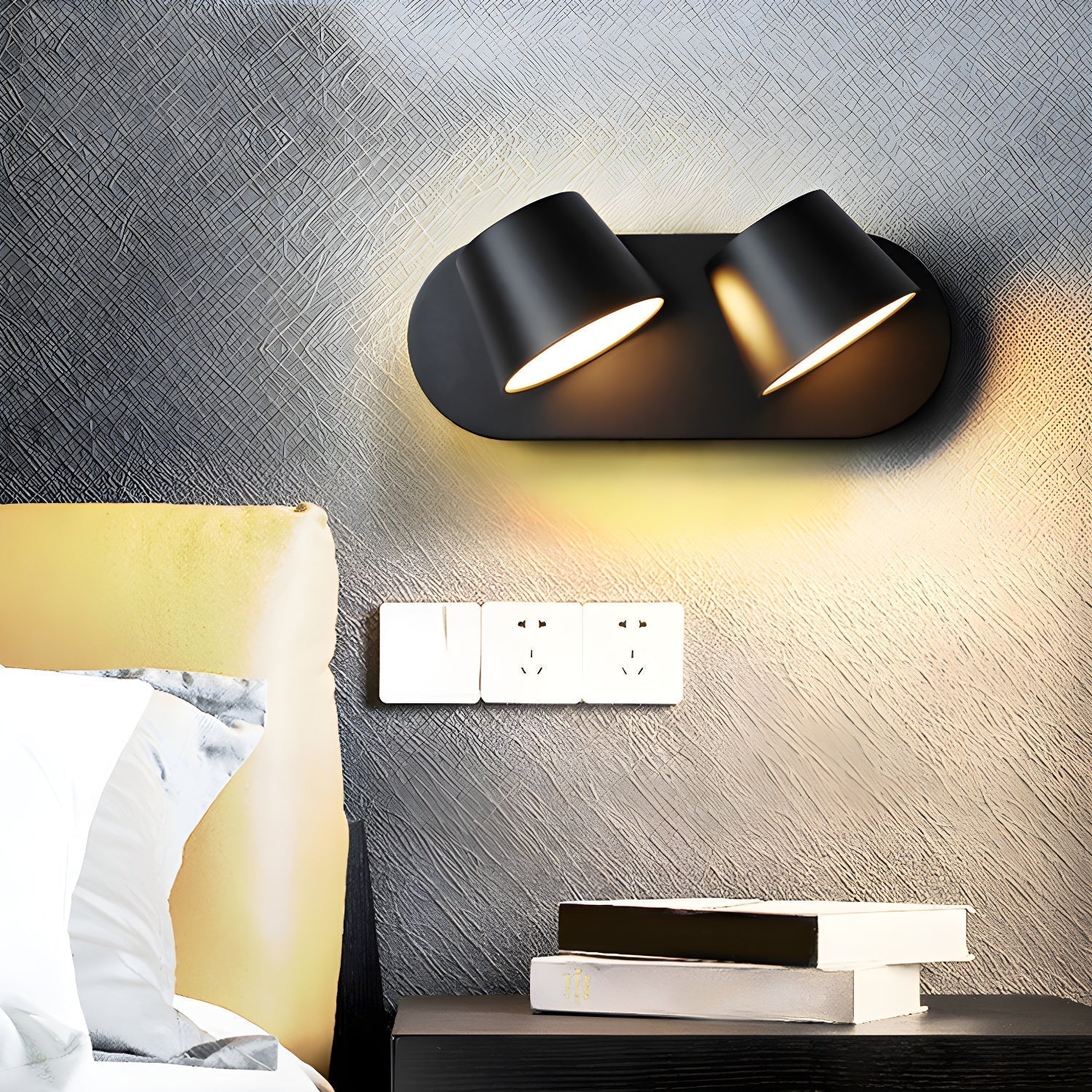 Aurlaeir Adjustable Plug-in Wall Lamp