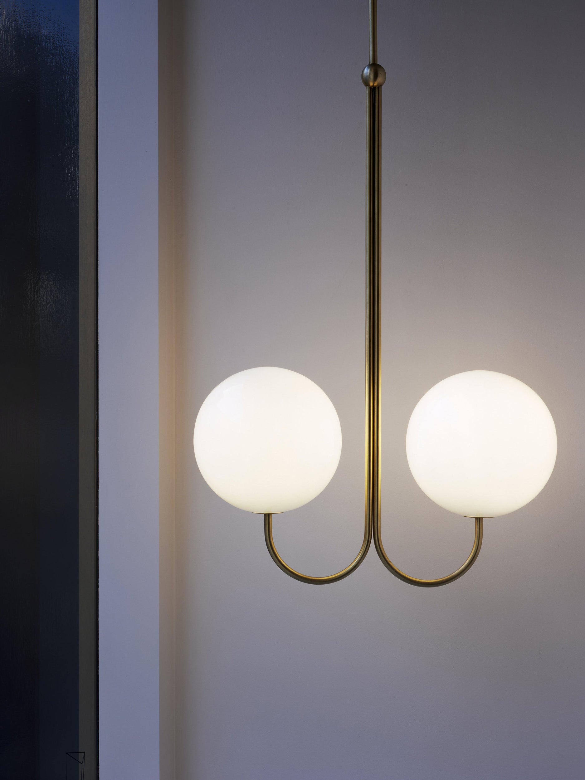 Brin Metal & Glass Elegant Pendant Light
