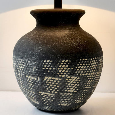 Crin Minimalist Ceramics Table Lamp