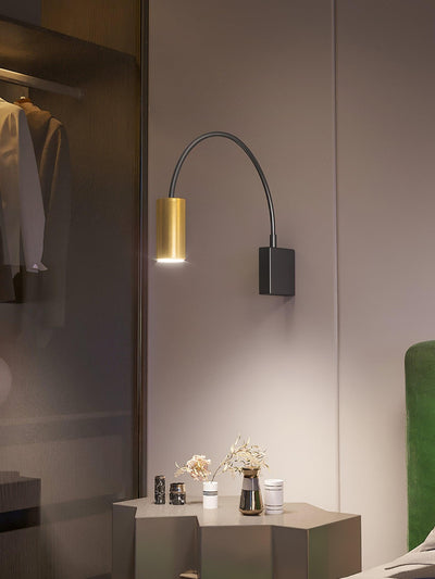 Noviq Contemporary Wall Lamp