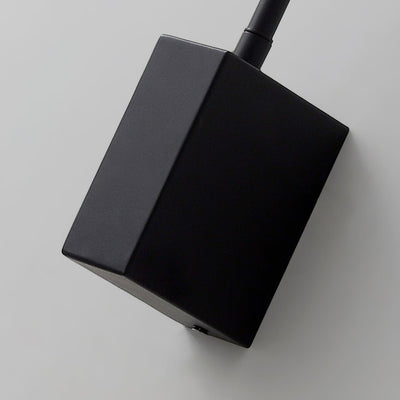 Noviq Contemporary Wall Lamp