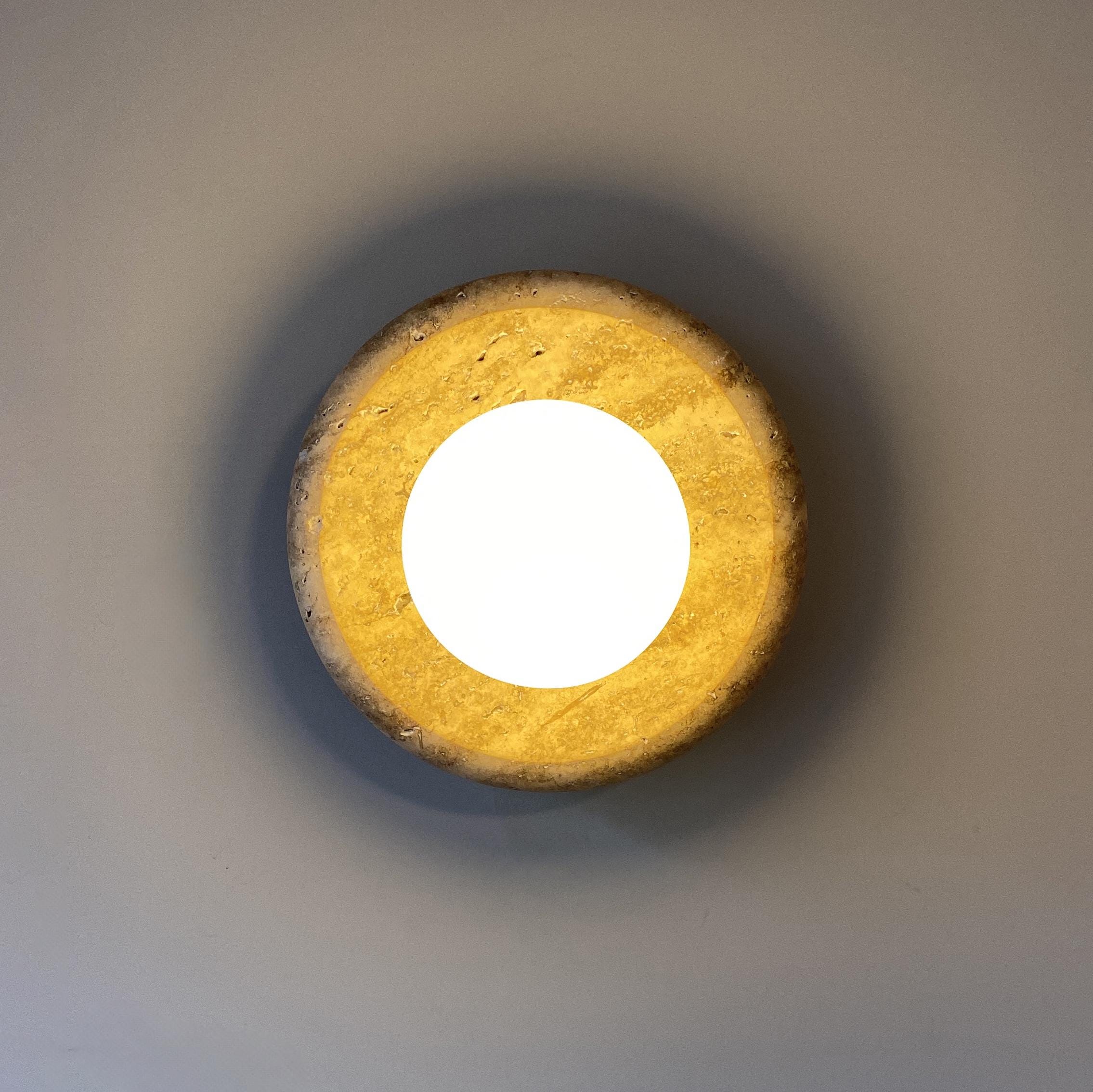Liorerelia Wall Light