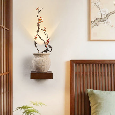 Teriinine Sculptural Wall Lamp