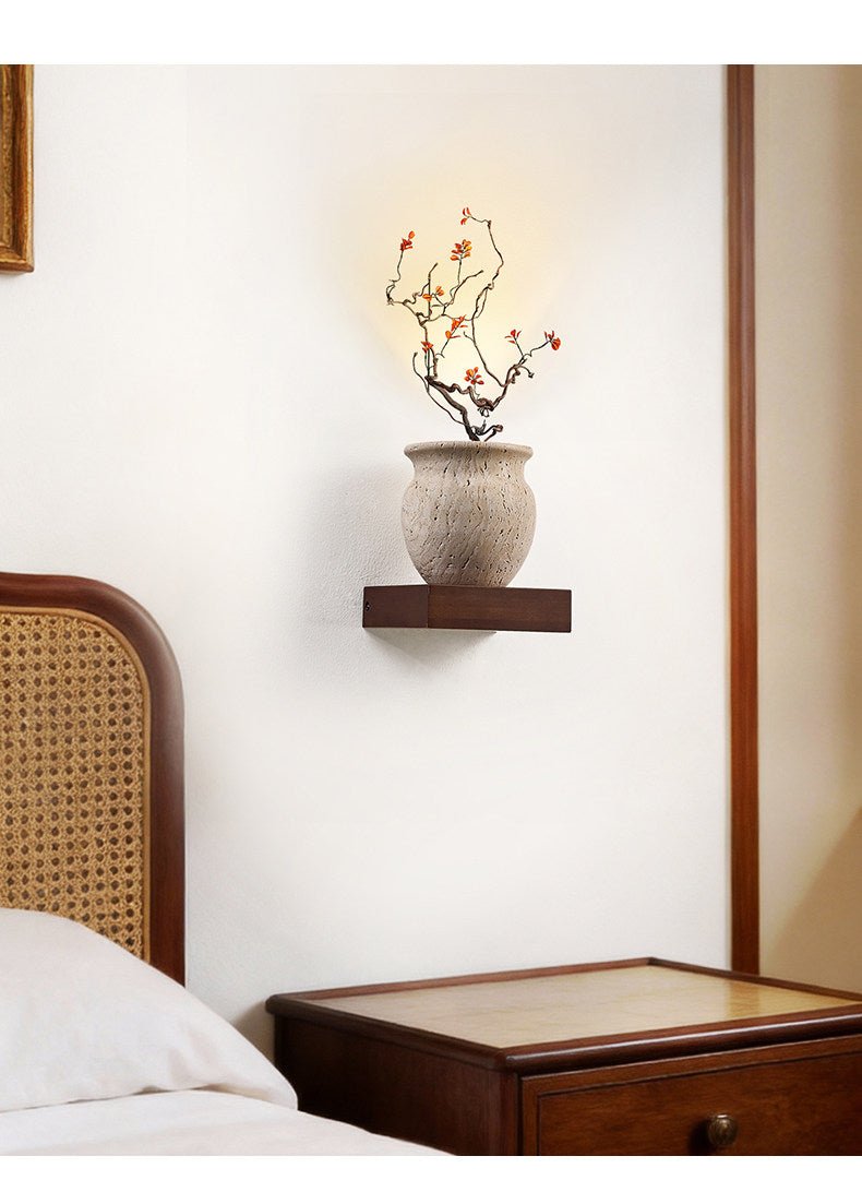 Teriinine Sculptural Wall Lamp