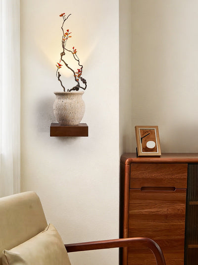 Teriinine Sculptural Wall Lamp