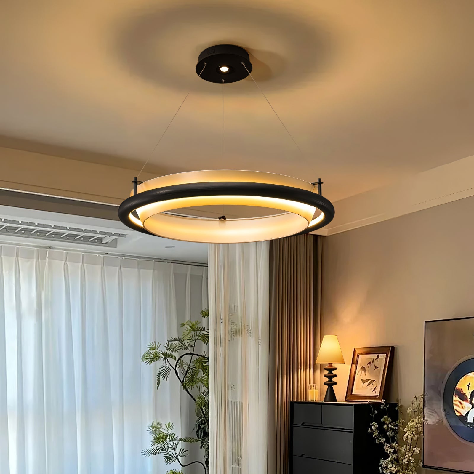 Olvelila Circular Pendant Light