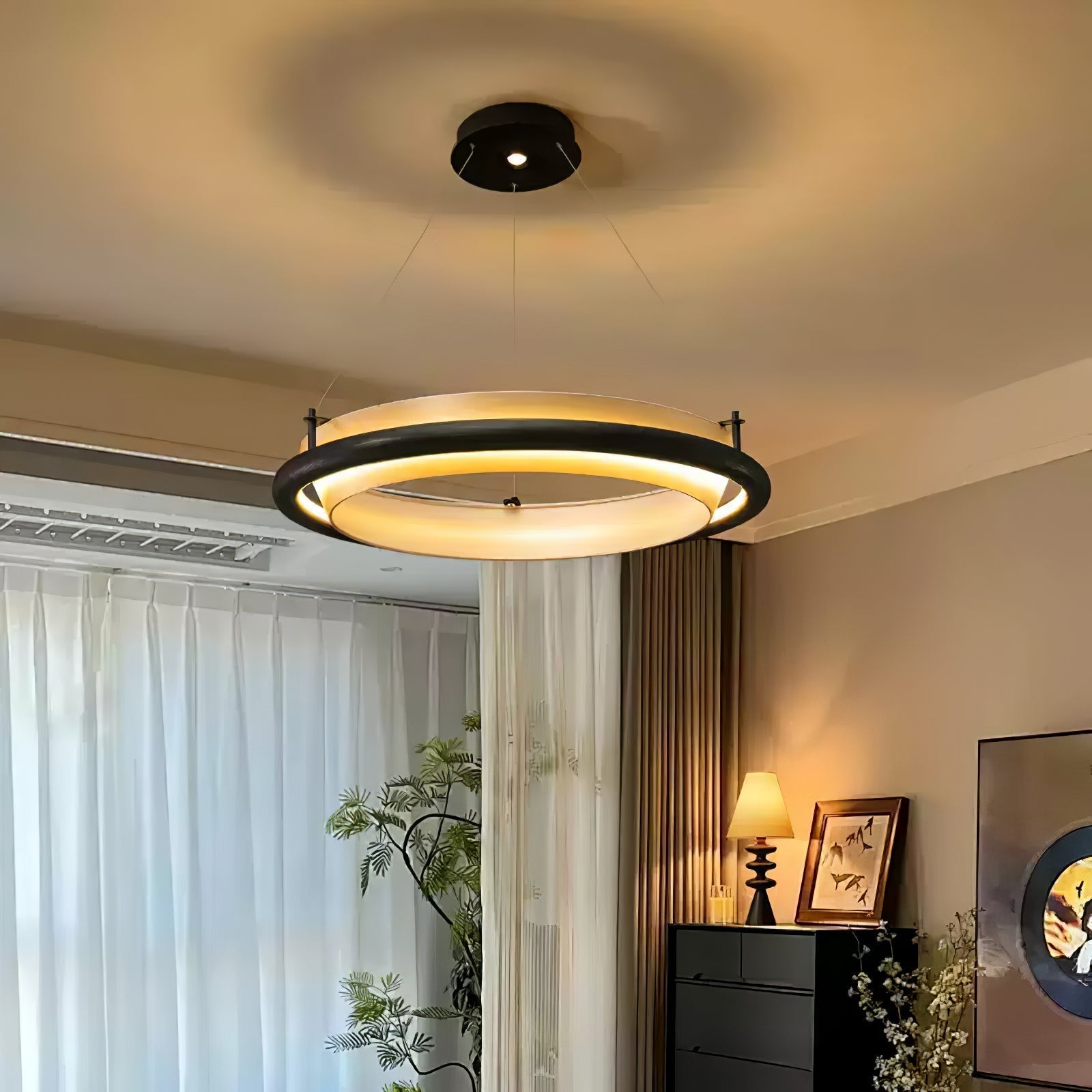 Olvelila Circular Pendant Light