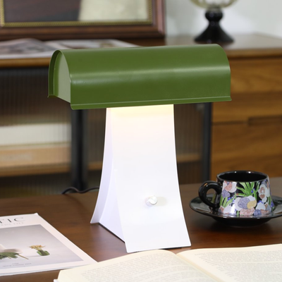 Noirvian Table Lamp