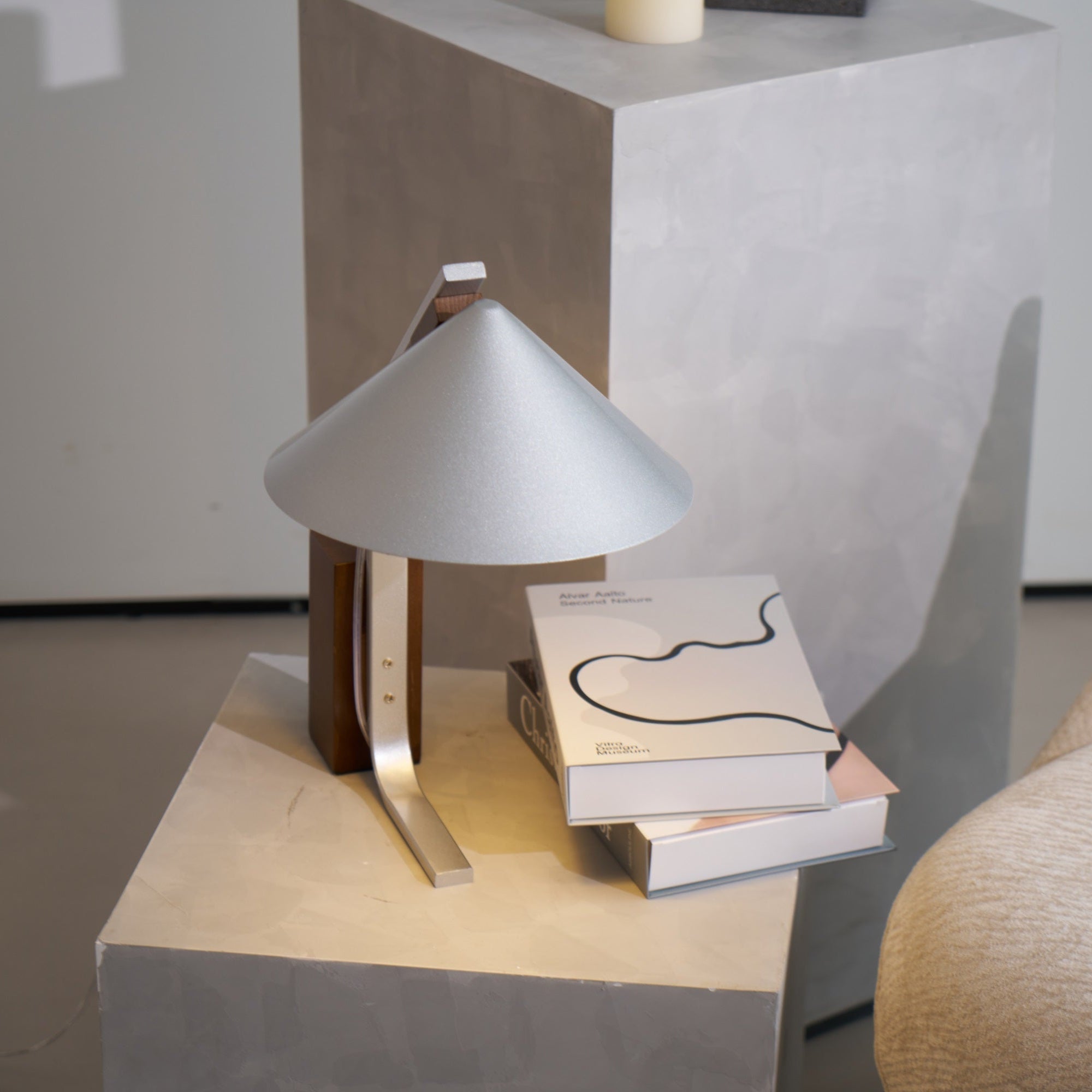 Ireld Modern Table Lamp