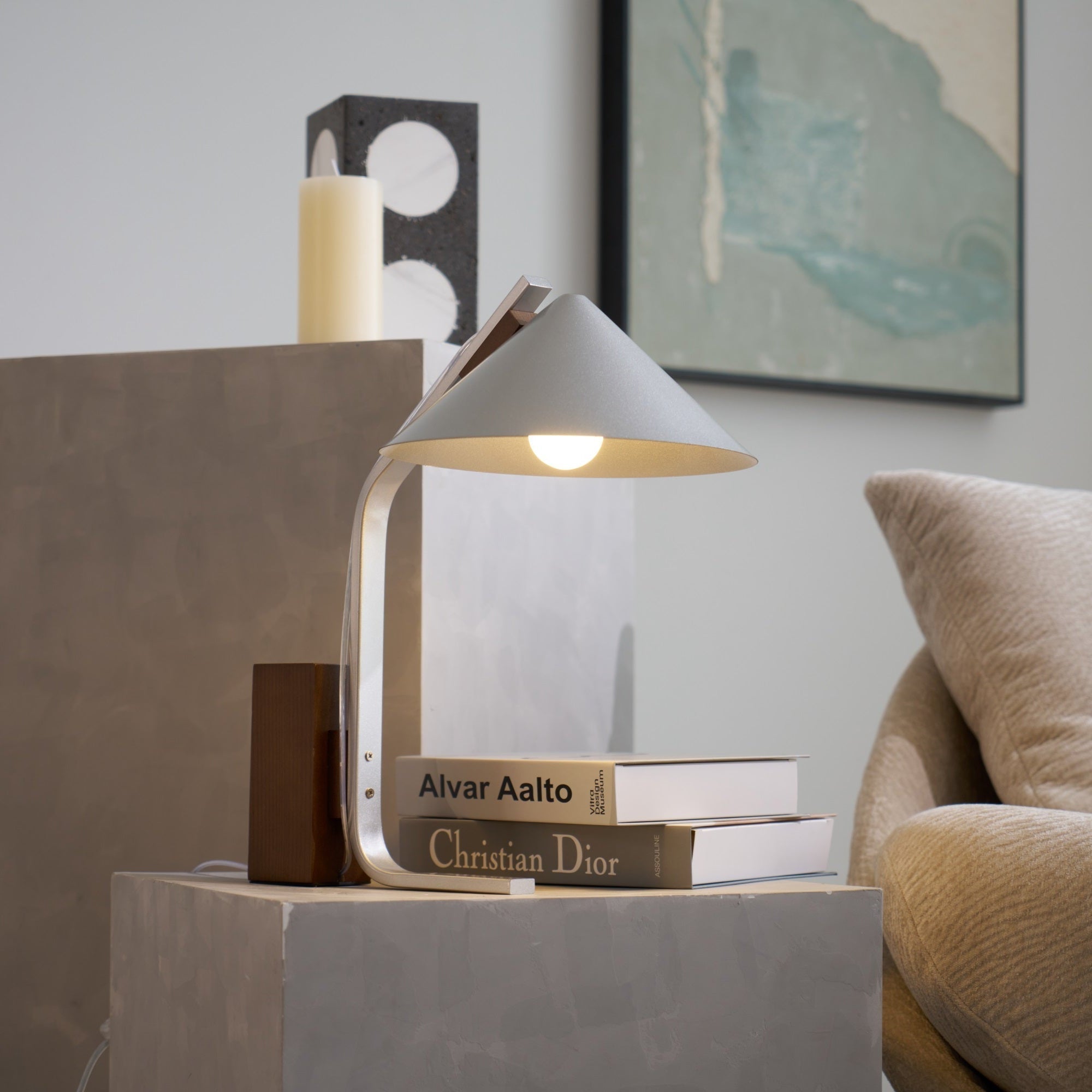 Ireld Modern Table Lamp