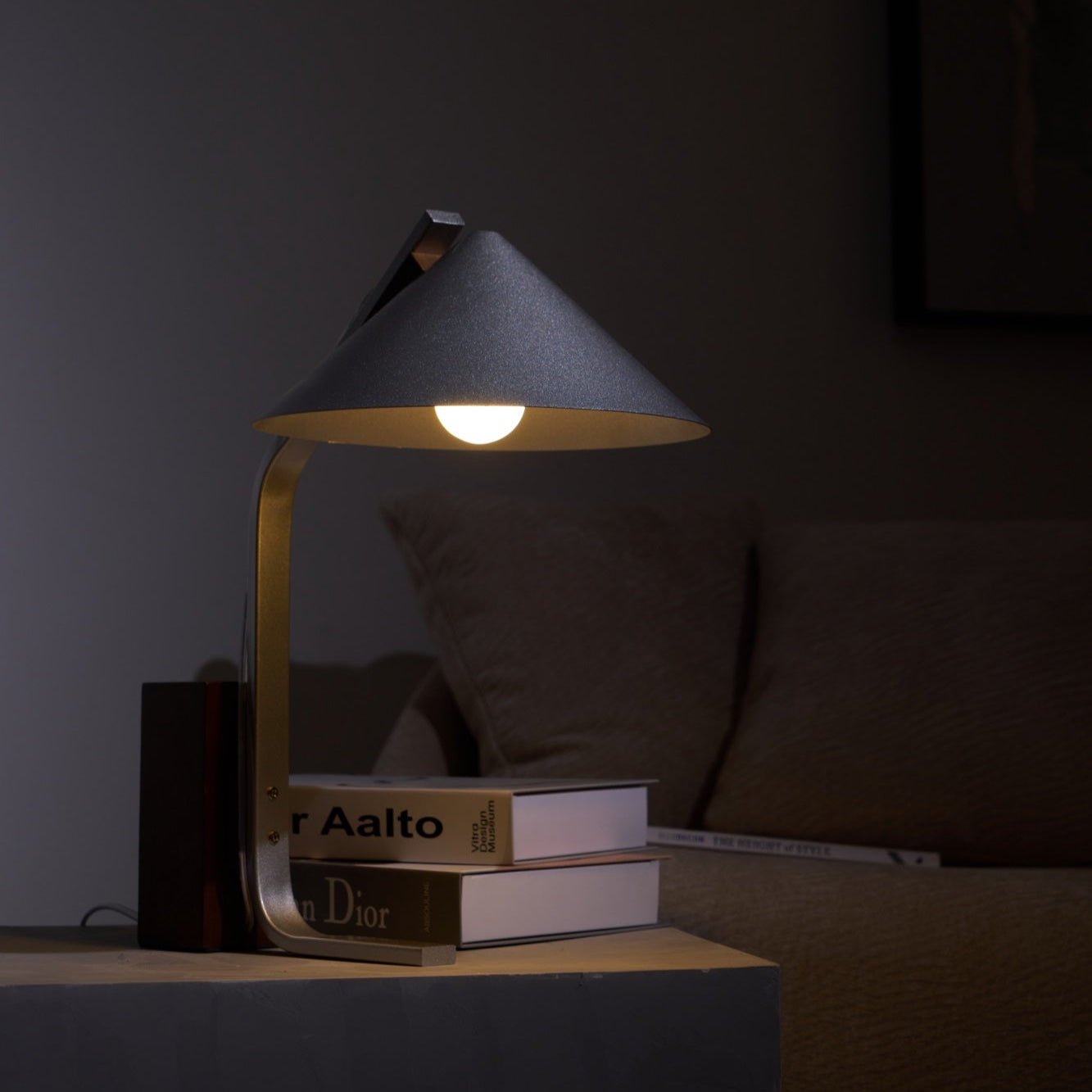 Ireld Modern Table Lamp