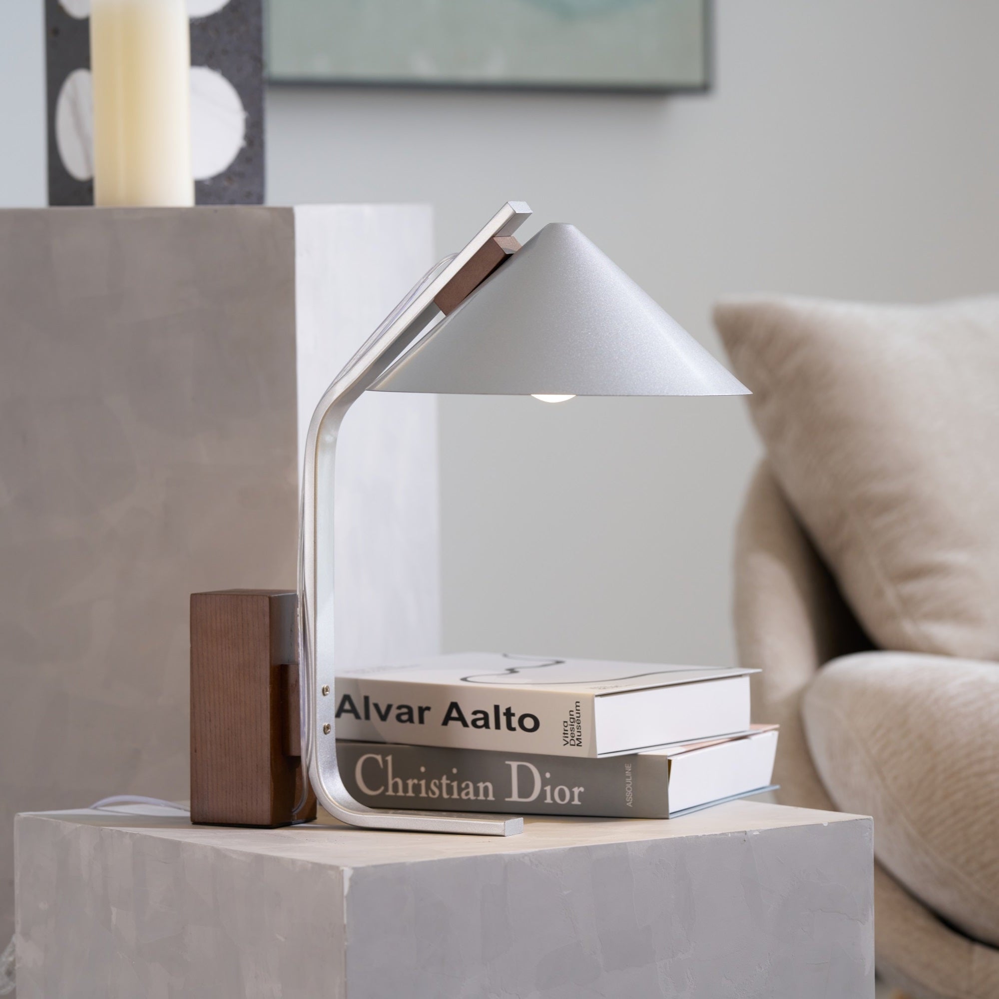 Ireld Modern Table Lamp