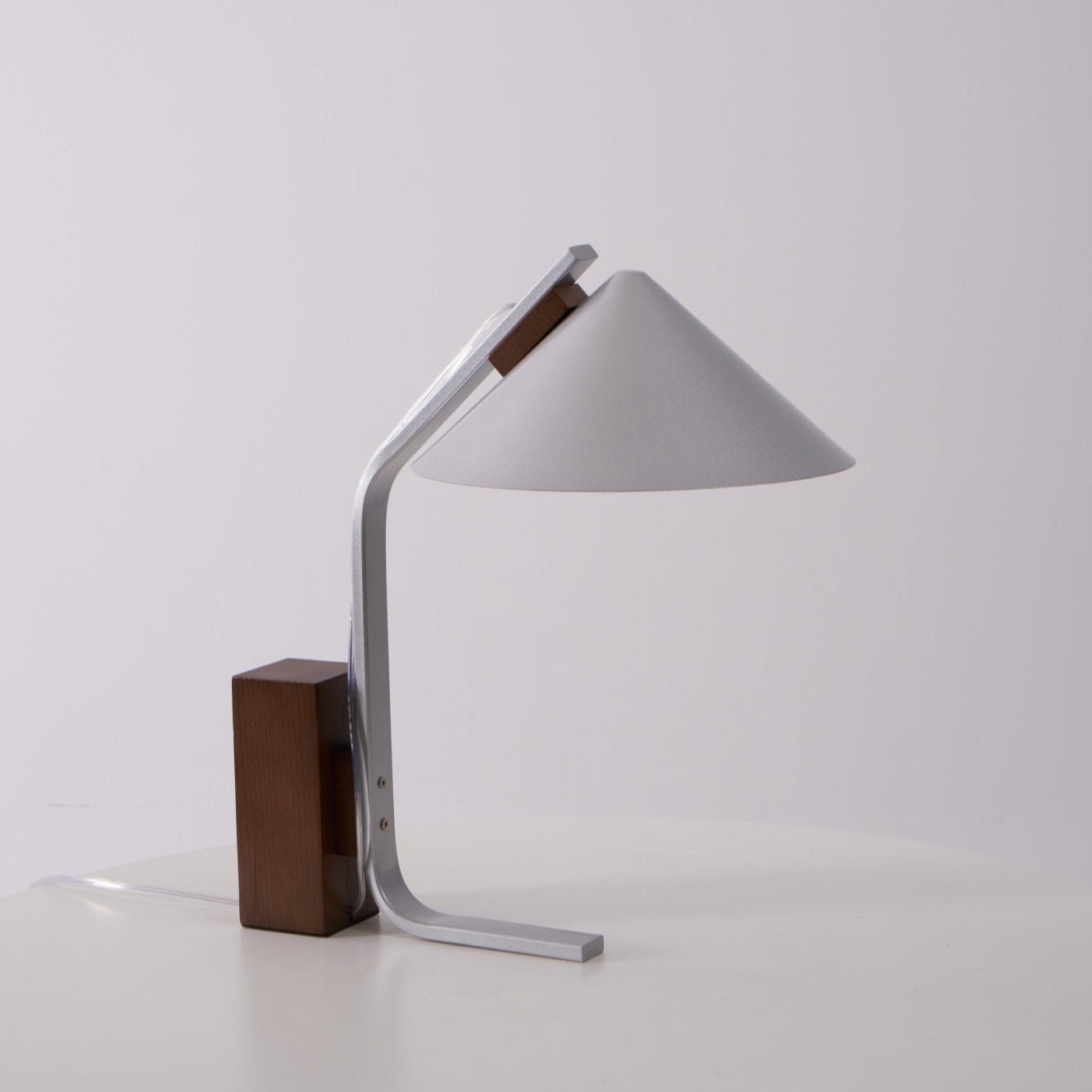 Ireld Modern Table Lamp