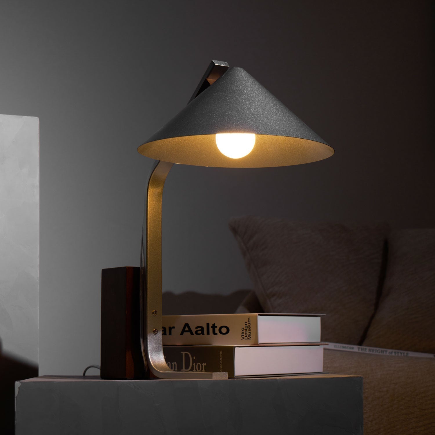 Ireld Modern Table Lamp