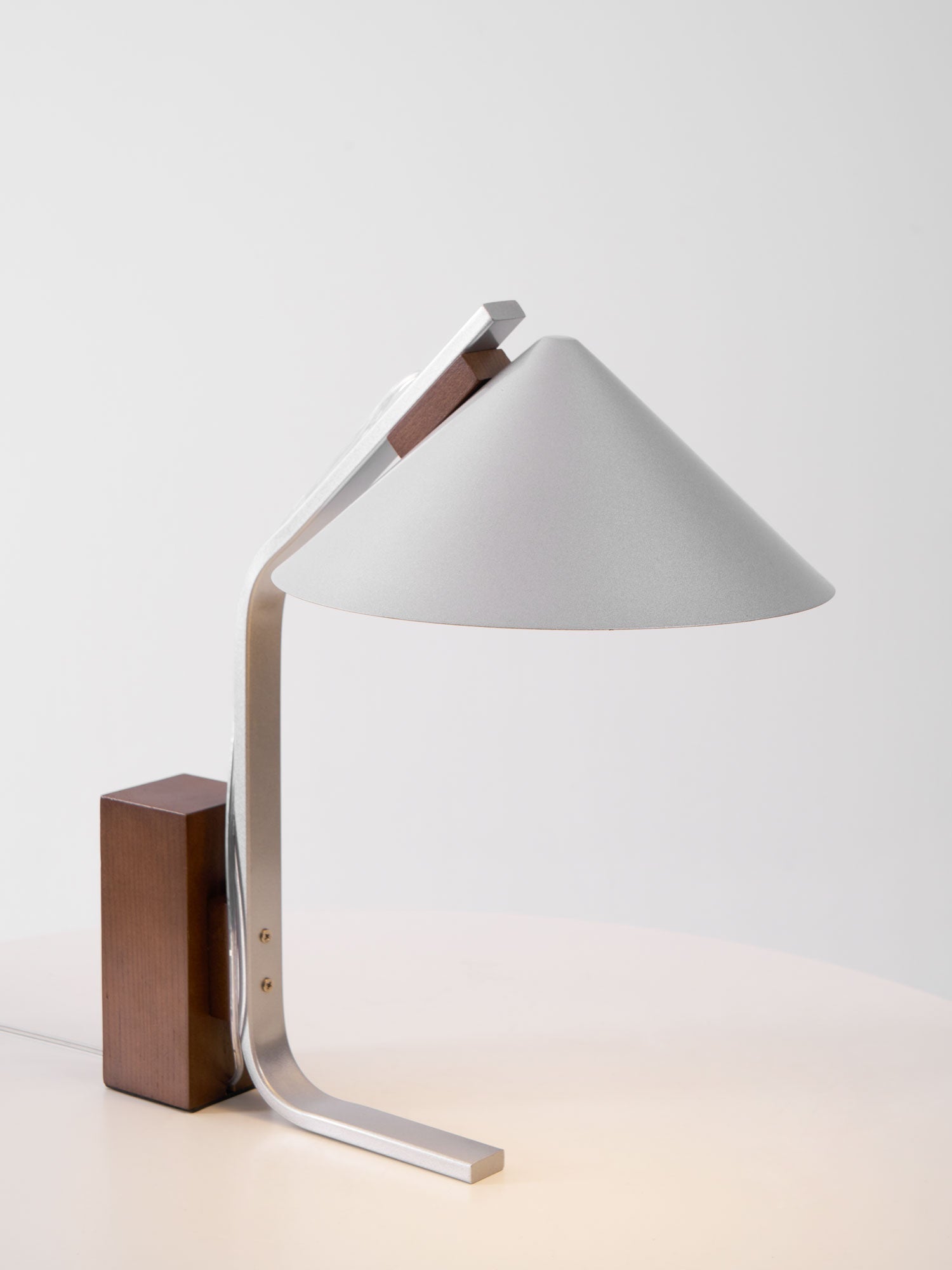 Ireld Modern Table Lamp
