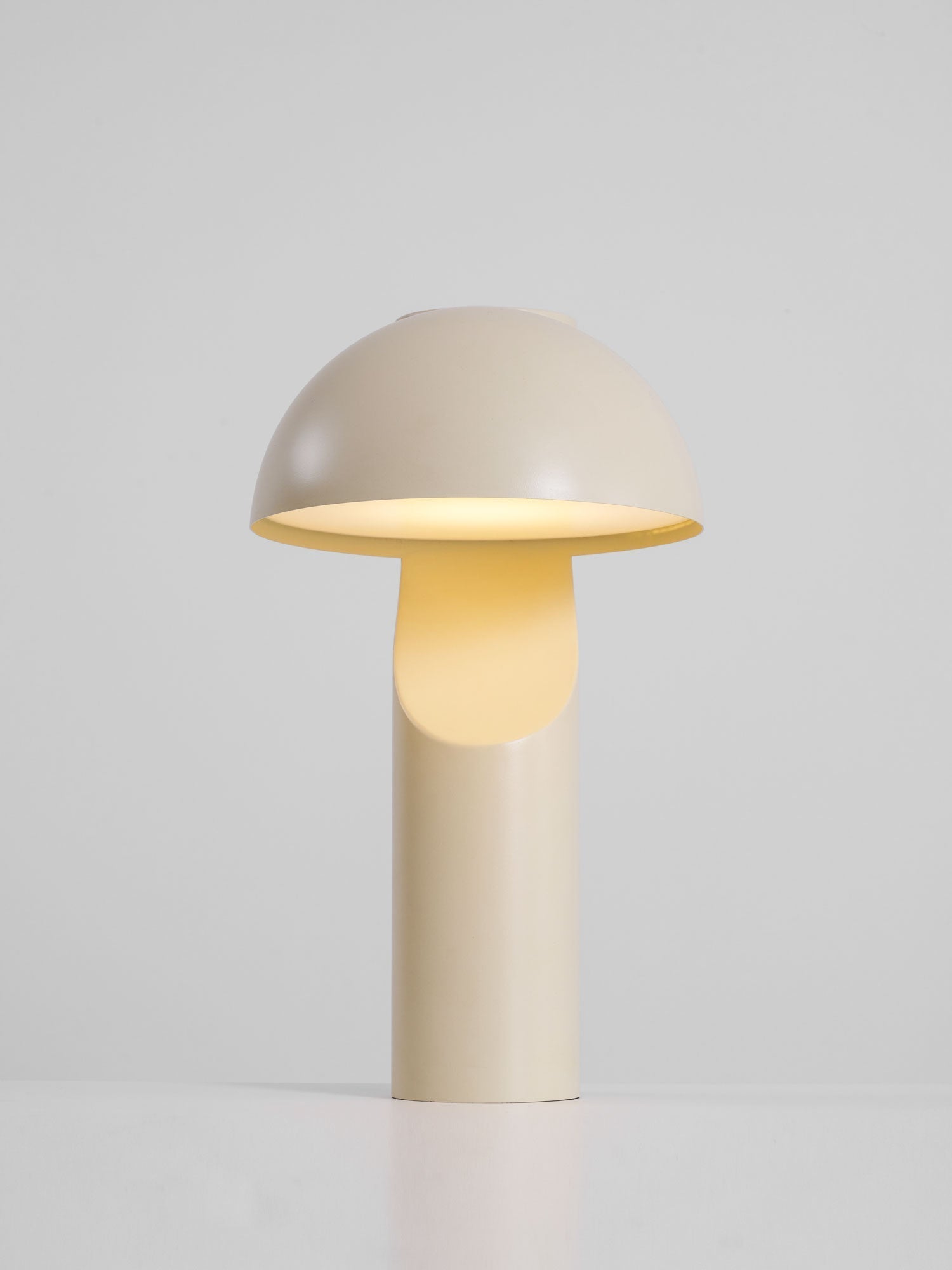 Belviora Minimalist Table Lamp