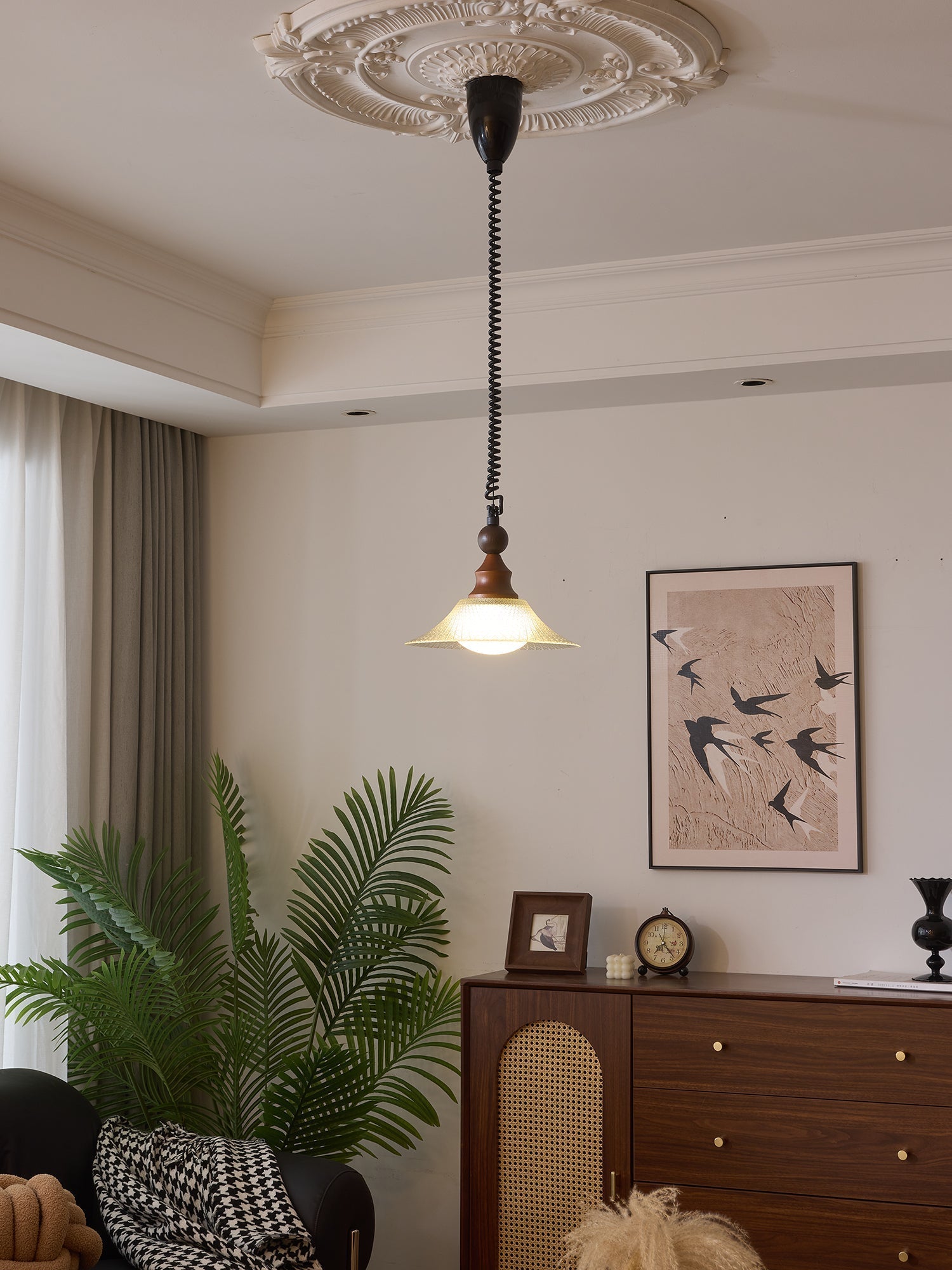 Syraeeth Premium Nordic Art Wood Pendant Light