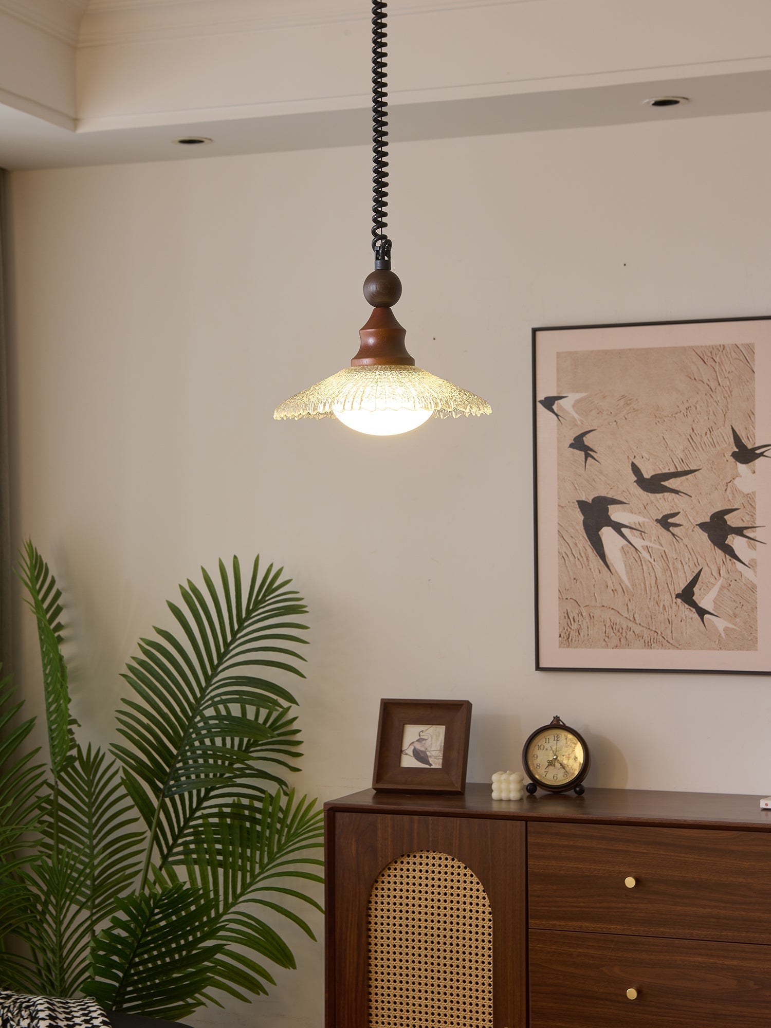 Syraeeth Premium Nordic Art Wood Pendant Light
