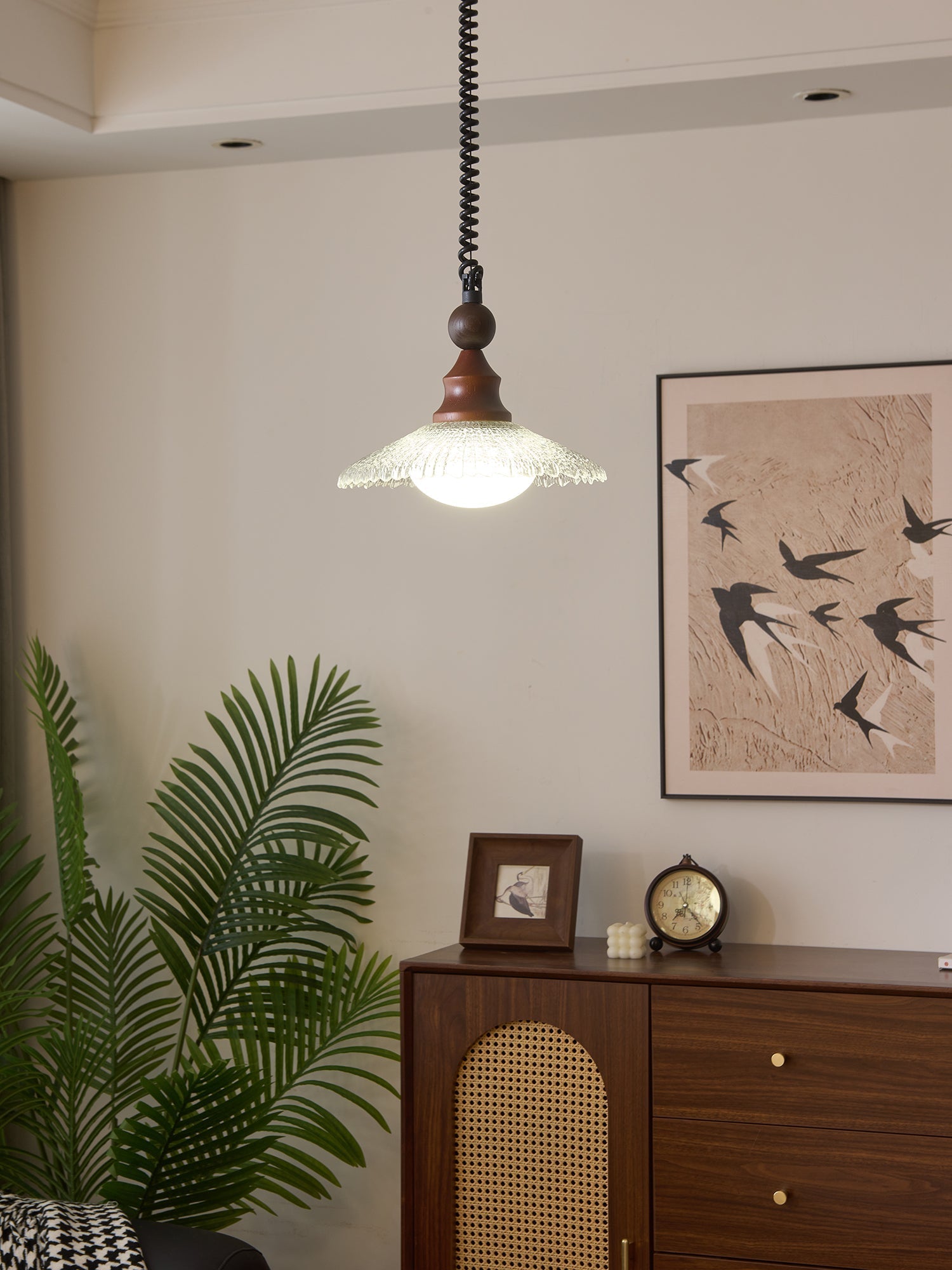 Syraeeth Premium Nordic Art Wood Pendant Light