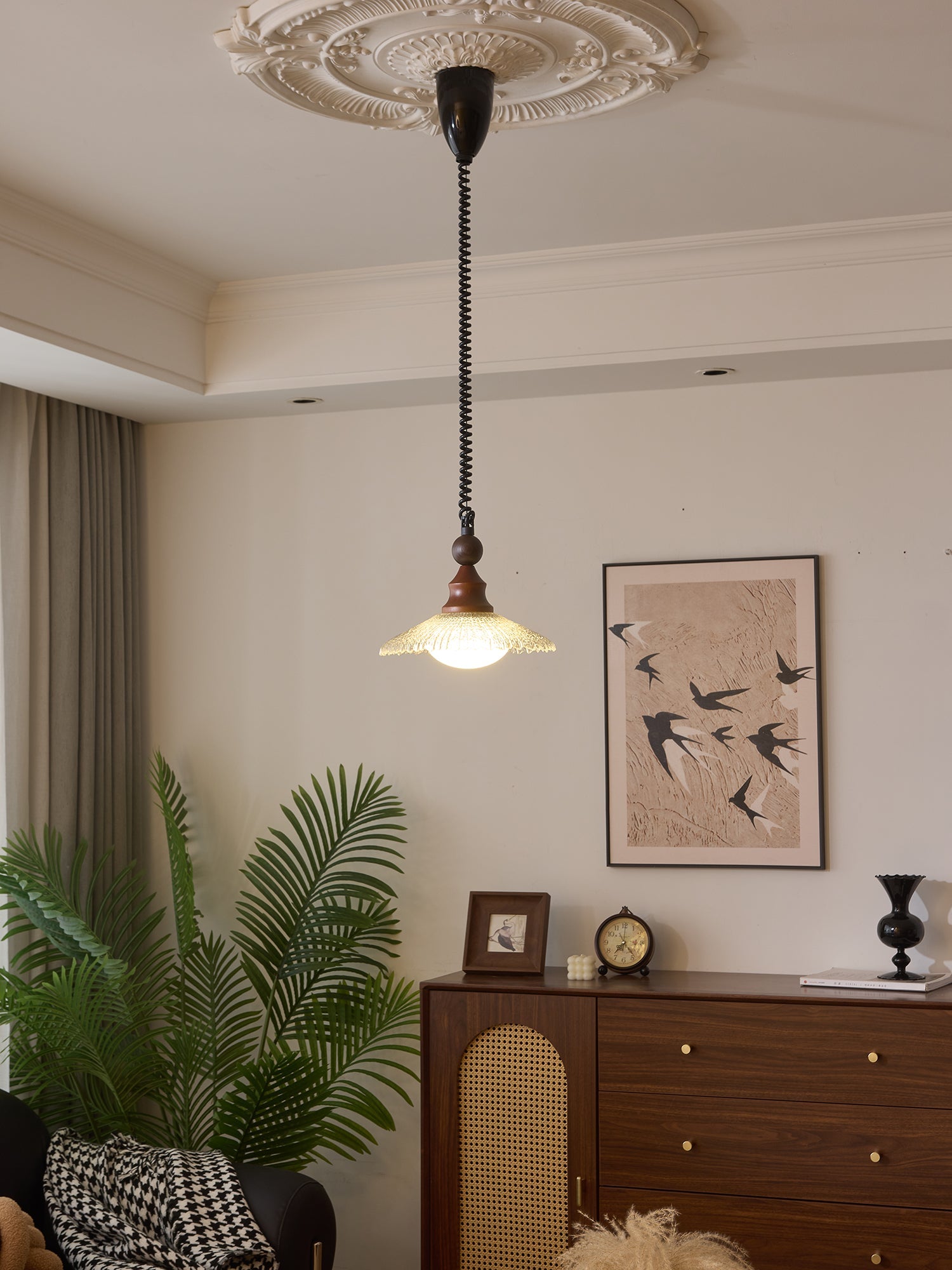 Syraeeth Premium Nordic Art Wood Pendant Light