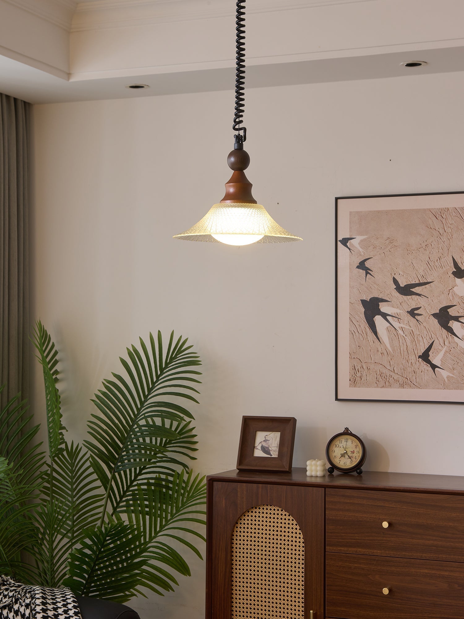 Syraeeth Premium Nordic Art Wood Pendant Light