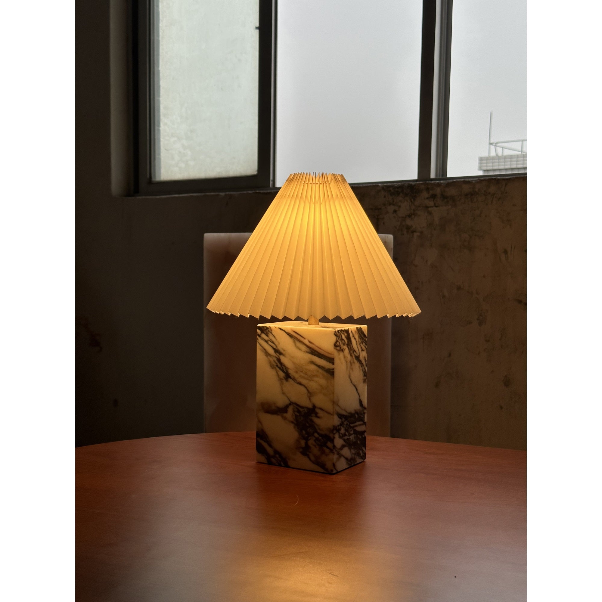 Orelaneria Table Lamp