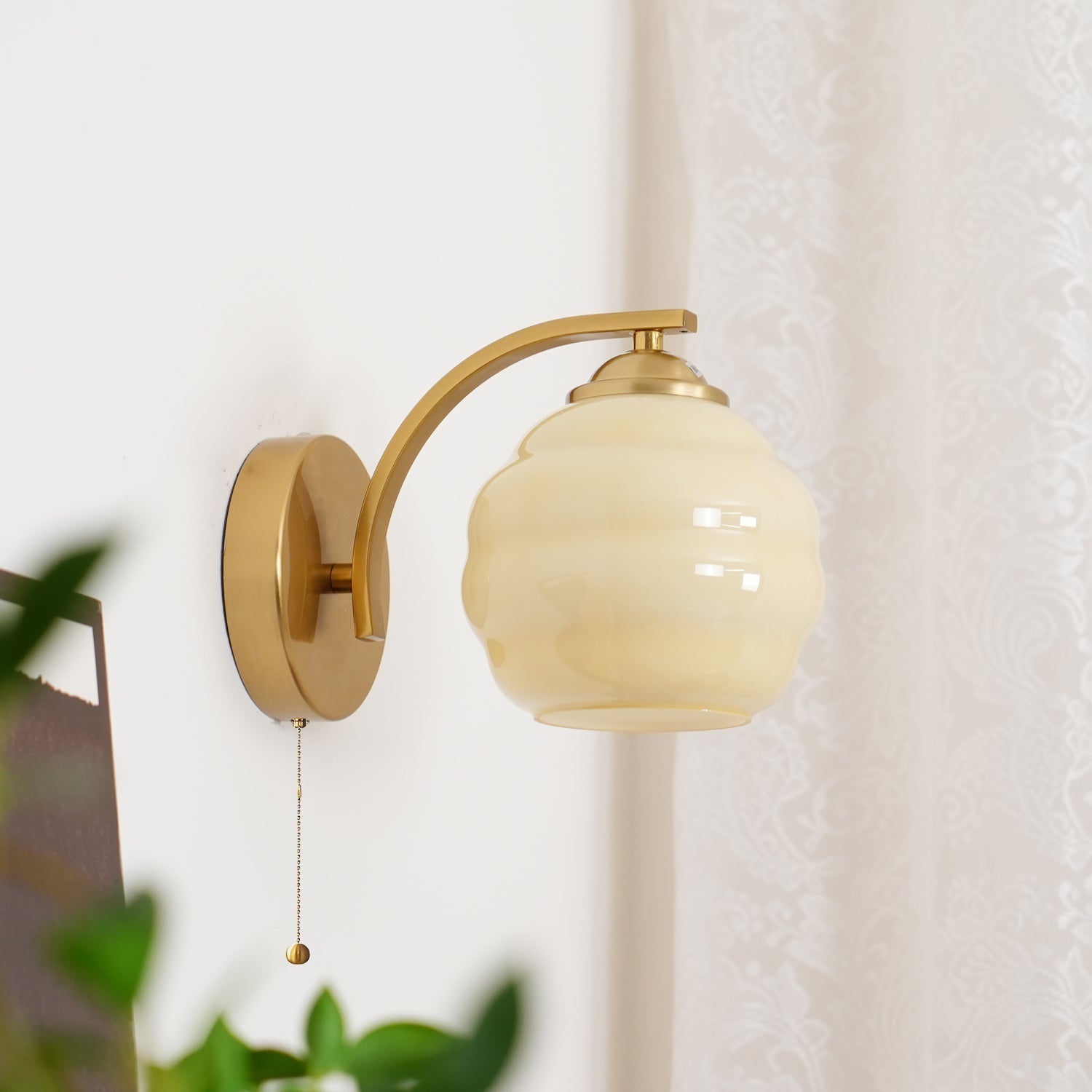 Jasenor Beauty Premium Nordic Art Glass Wall Lamp