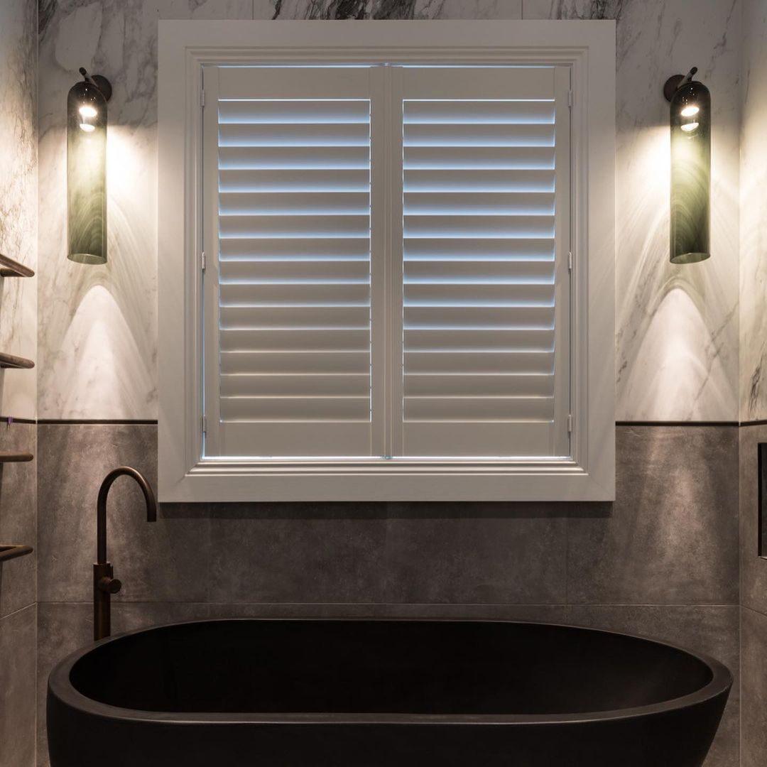 Glass Cylinder Plug-In Wall Sconce