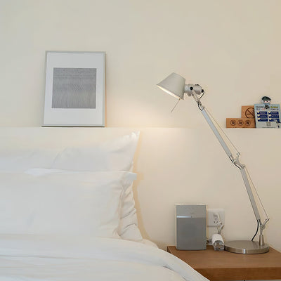 Caldervale Articulated Aluminum Table Lamp