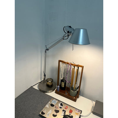 Caldervale Articulated Aluminum Table Lamp