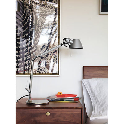 Caldervale Articulated Aluminum Table Lamp