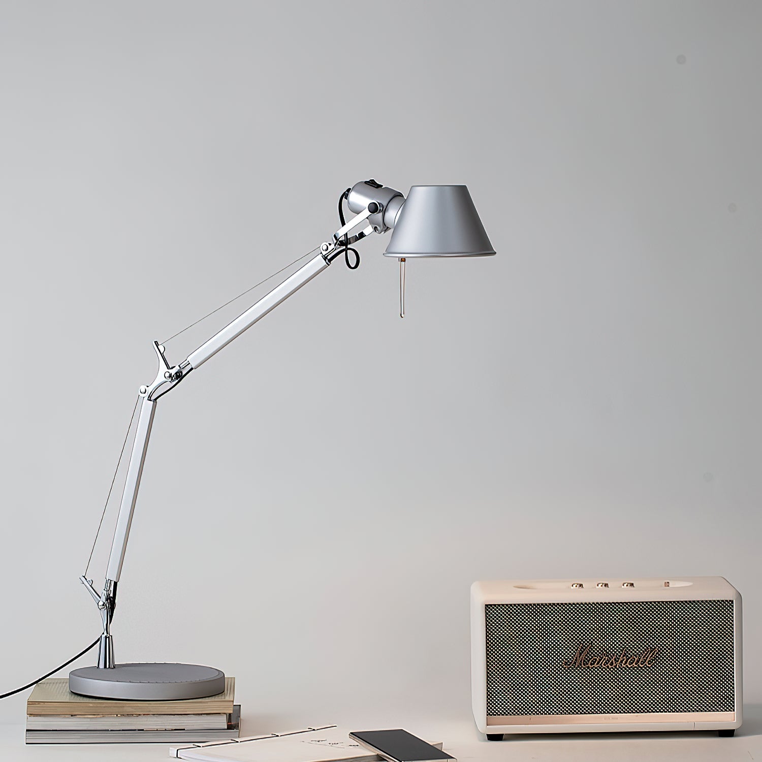 Caldervale Articulated Aluminum Table Lamp