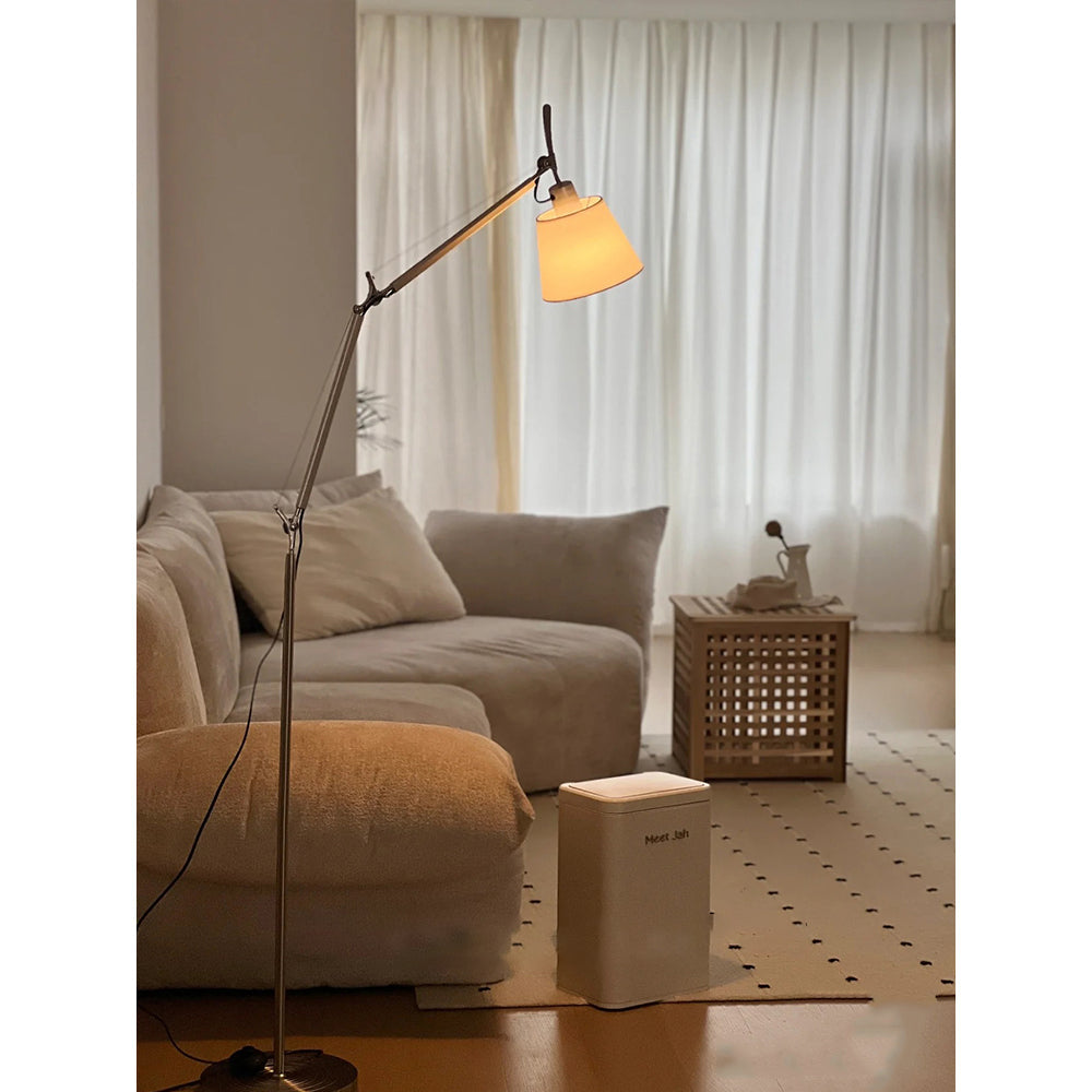 Orelinelia Floor Lamp