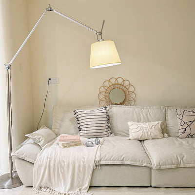 Orelinelia Floor Lamp