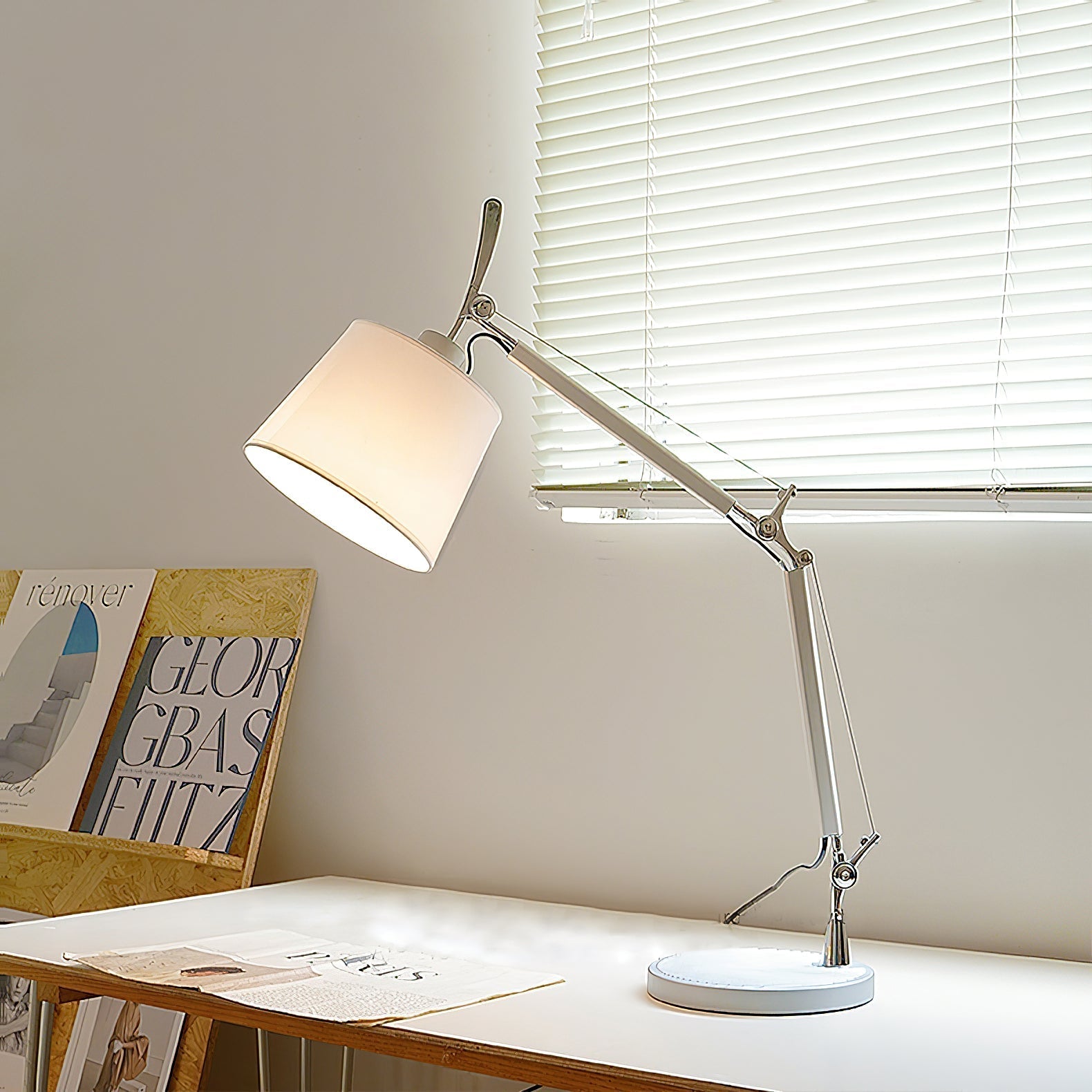 Orelineria Table Lamp