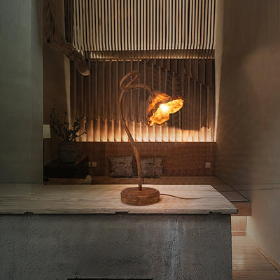 Velanella Resin Table Lamp