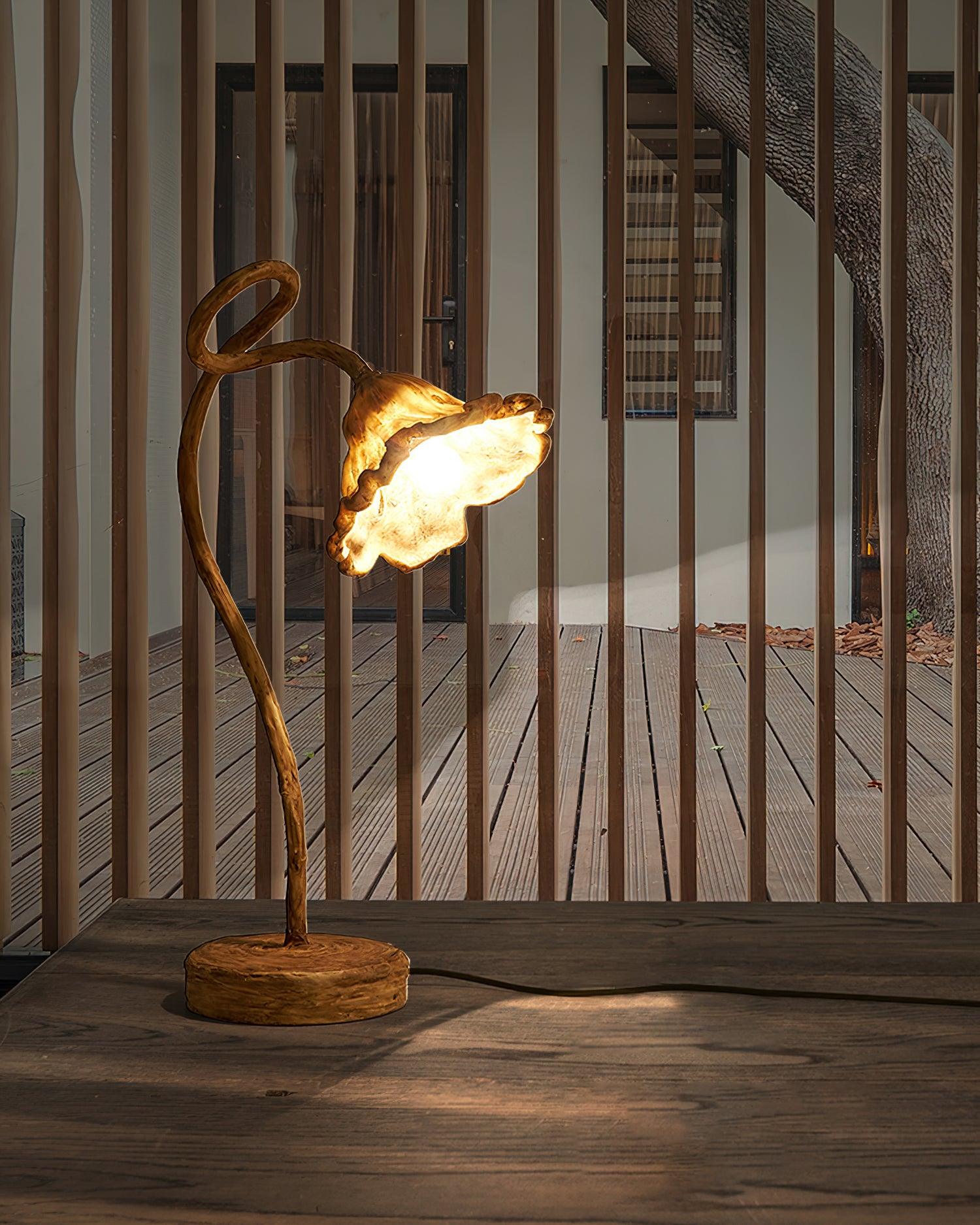 Velanella Resin Table Lamp