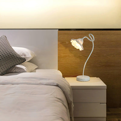 Velanella Resin Table Lamp