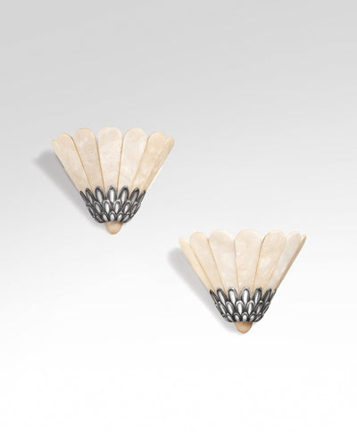 Marbe Vintage Alabaster Petal Wall Lamp