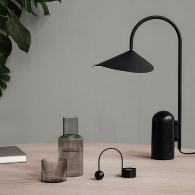 Selva Arc Leaf Table Light