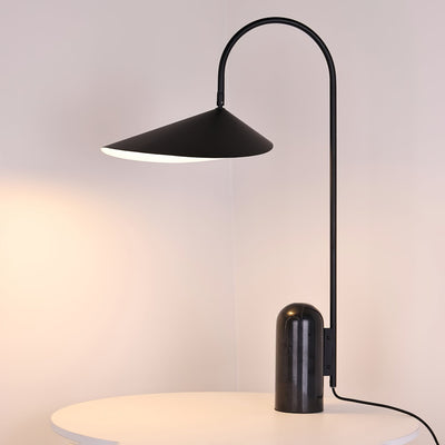 Selva Arc Leaf Table Light