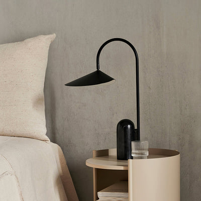 Selva Arc Leaf Table Light