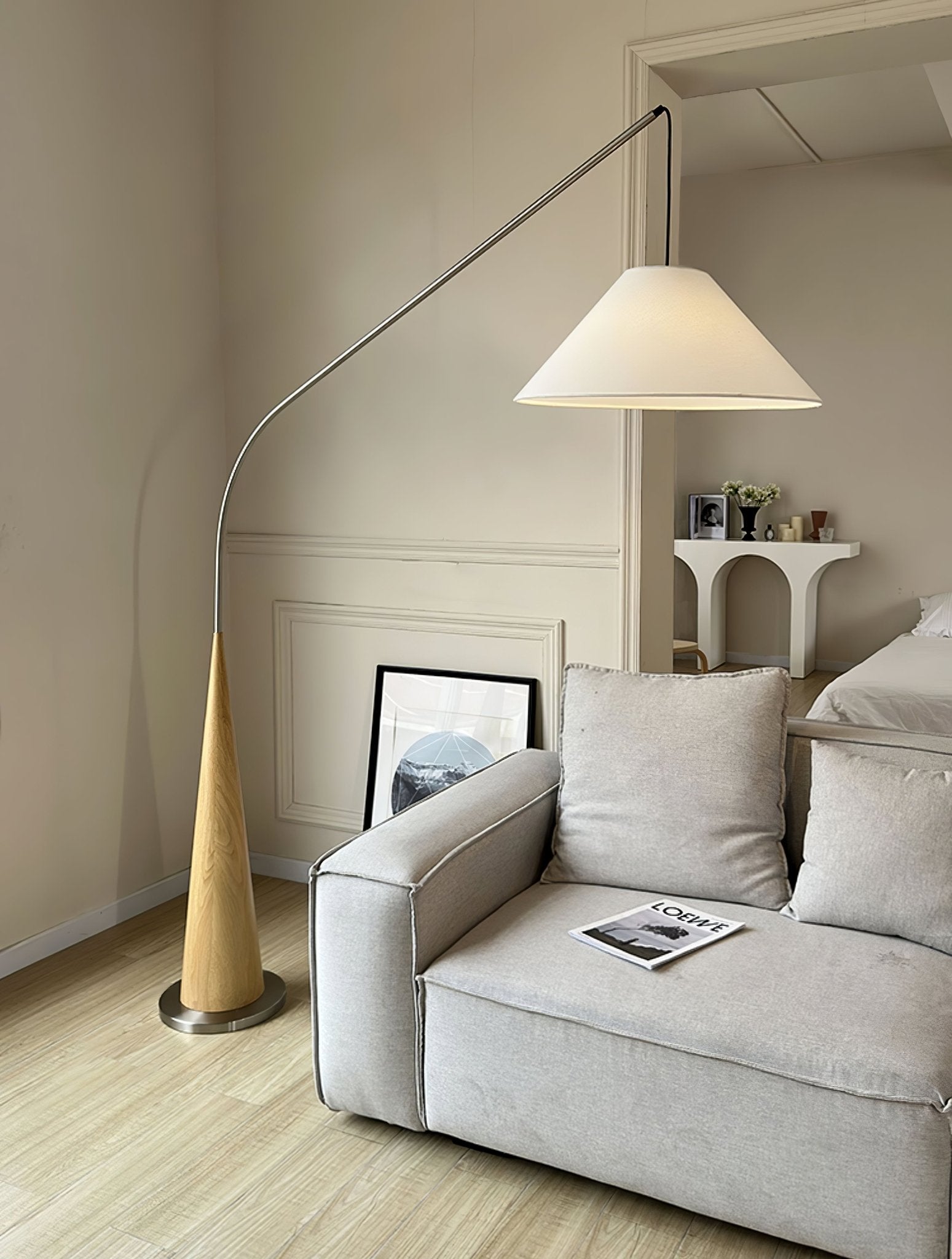 Uriah Minimalist Fabric Floor Lamp