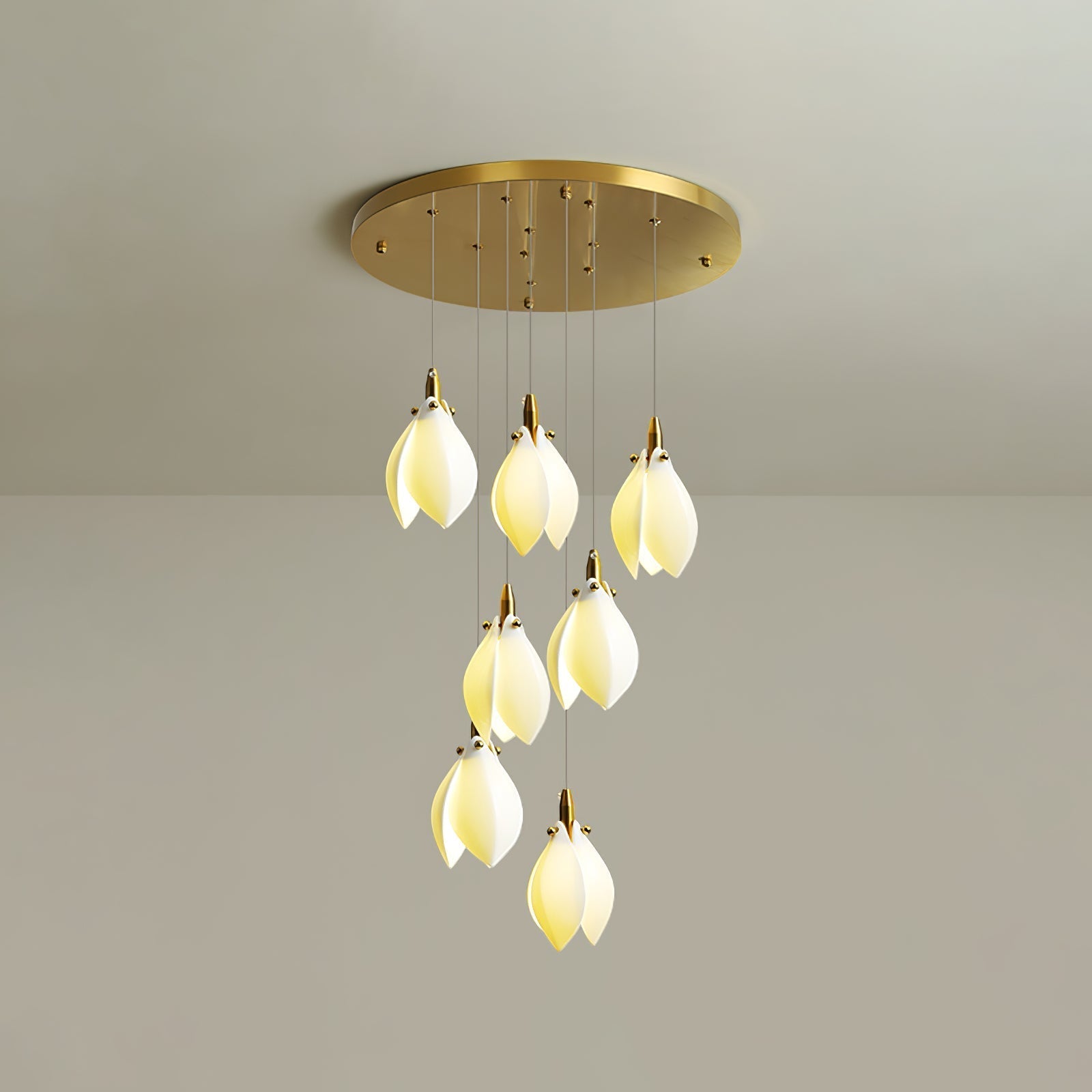 Caphayra Floral Ceramic Brass Chandelier