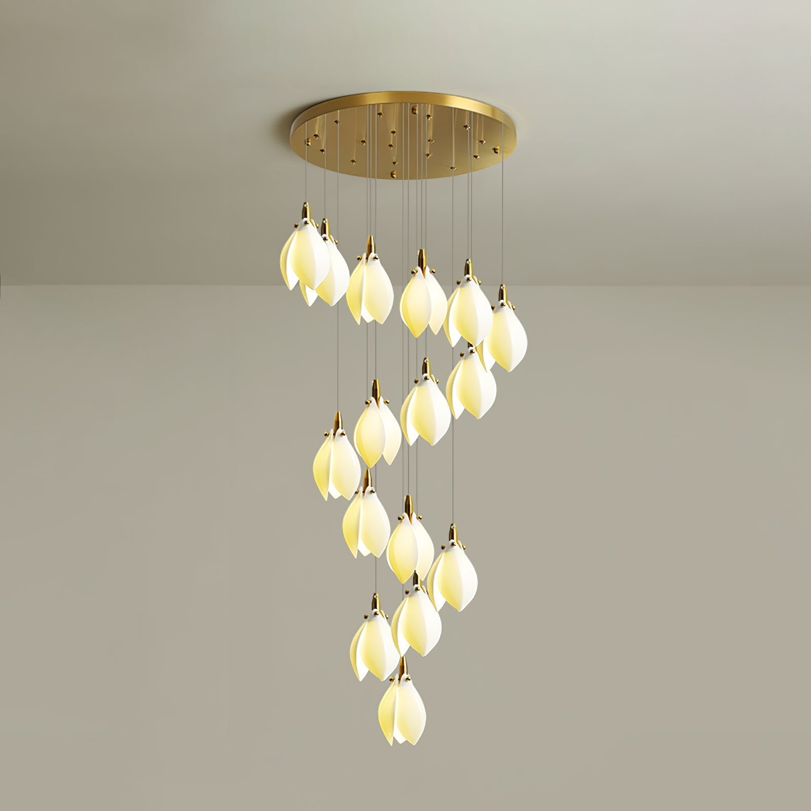 Caphayra Floral Ceramic Brass Chandelier
