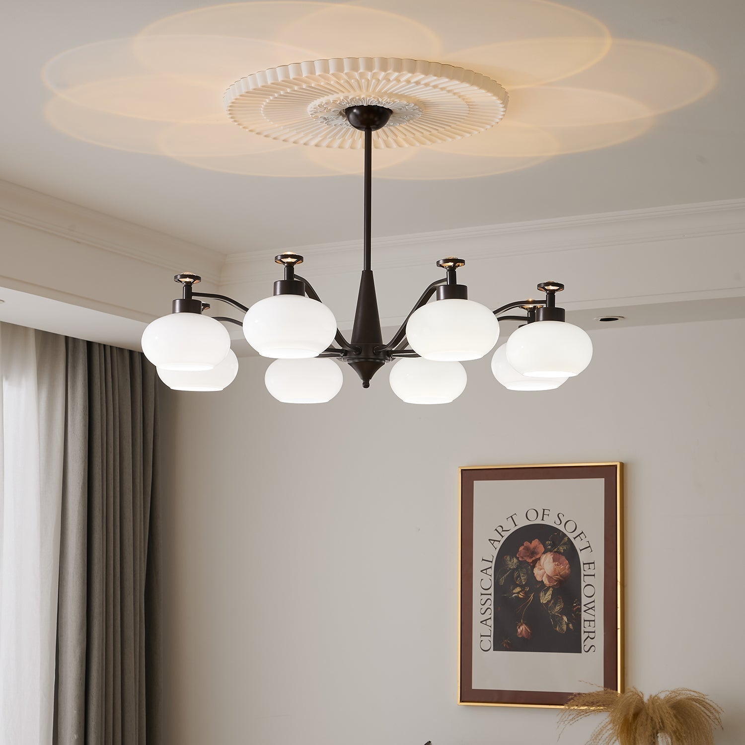 Althaen Elegance Vintage Glass Chandelier