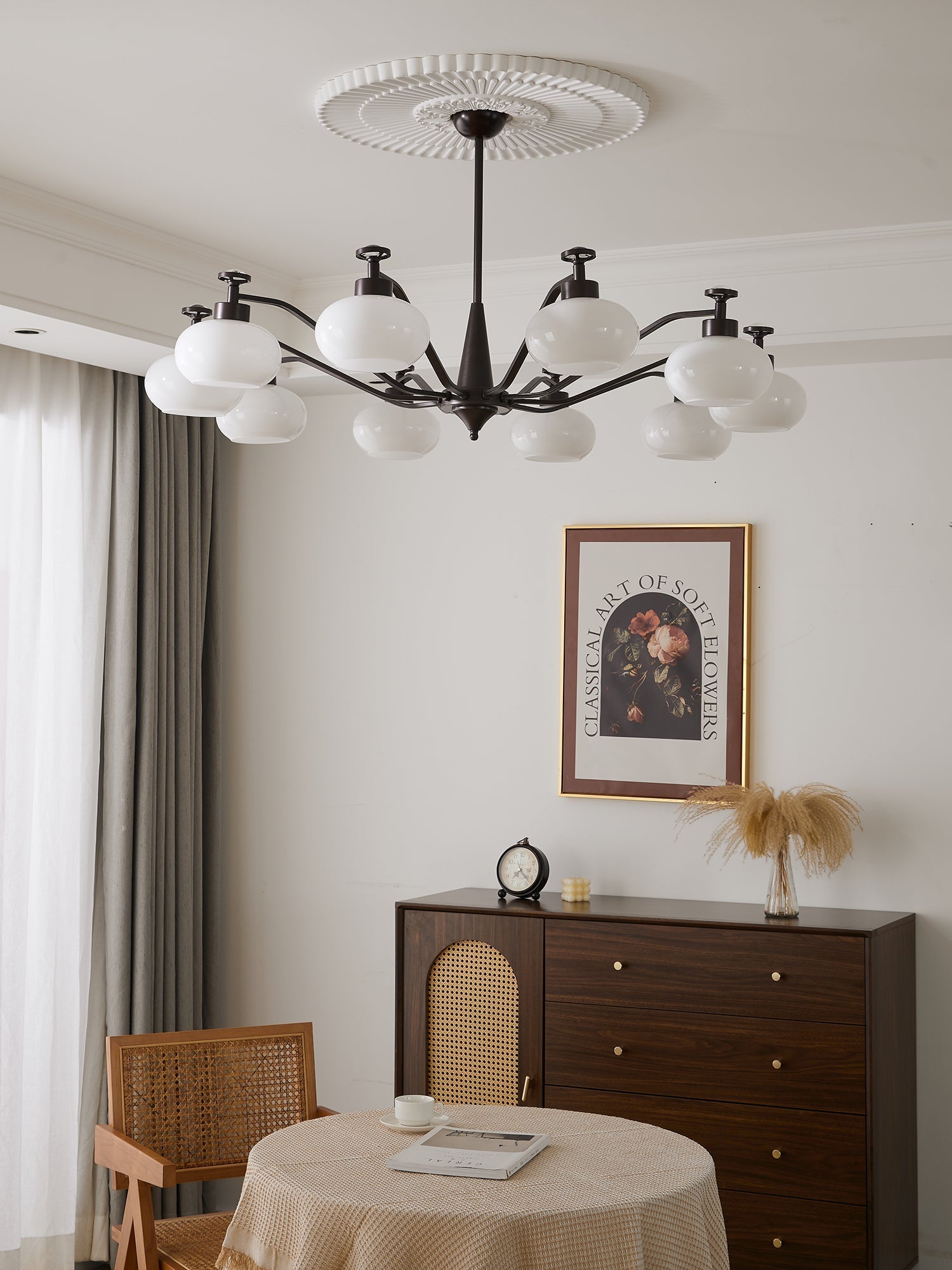 Althaen Elegance Vintage Glass Chandelier